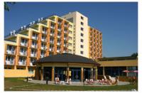 Prémium Hotel Panoráma Siófok - 4 csillagos wellness szálloda közvetlen a vízparton, panorámás kilátással a tóra Prémium Hotel Panoráma**** Siófok - Akciós félpanziós wellness hotel Siófokon - ✔️ Siófok