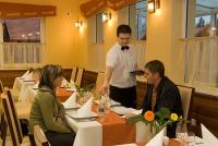Apartman Aqua Spa reggeliző - Luxus étterem Cserkeszőlőn elfogadható áron Apartman Aqua Spa reggeliző - Luxus étterem Cserkeszőlőn elfogadható áron