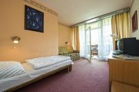 Familia Hotel szép és tágas akciós hotelszobája Balatonbogláron Familia Hotel szép és tágas akciós hotelszobája Balatonbogláron