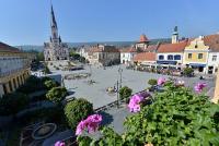 Szállás Kőszegen a Hotel Írottkőben - napfényes terasz Kőszeg szívében Szállás Kőszegen a Hotel Írottkőben - napfényes terasz Kőszeg szívében
