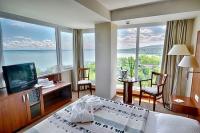 4* Hotel Bál Resort akciós szabad szobája panorámával a Balatonra 4* Hotel Bál Resort akciós szabad szobája panorámával a Balatonra