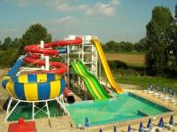 Termálkristály Aqualand Ráckeve - vizibirodalom és csúszdapark Budapest közelében Termálkristály Aqualand Ráckeve - vizibirodalom és csúszdapark Budapest közelében