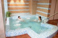 Wellness szálloda Kecskeméten - pezsgőfürdő az Aranyhomok Wellness Hotelben Wellness szálloda Kecskeméten - pezsgőfürdő az Aranyhomok Wellness Hotelben